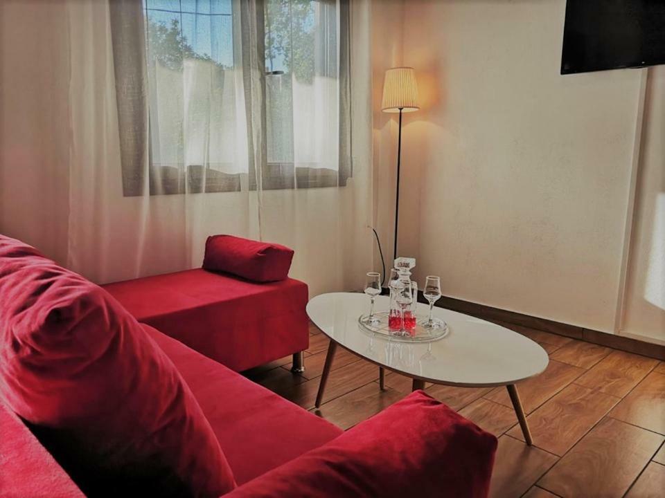 The Little Gem Under The Rocks Apartment Kastraki  Exterior photo
